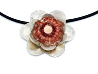 Two-tiered pink flower necklace